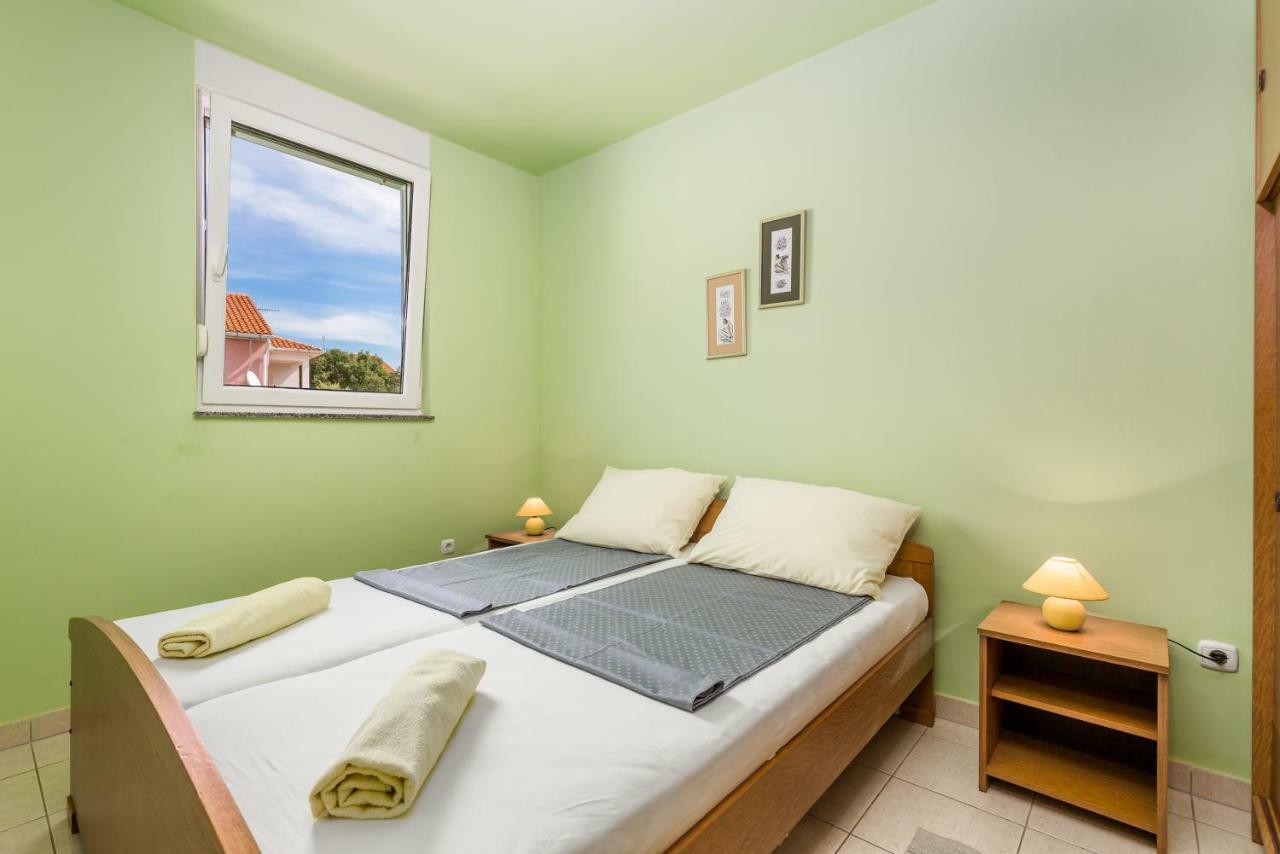 Modra Kuca Apartment Mandre Luaran gambar